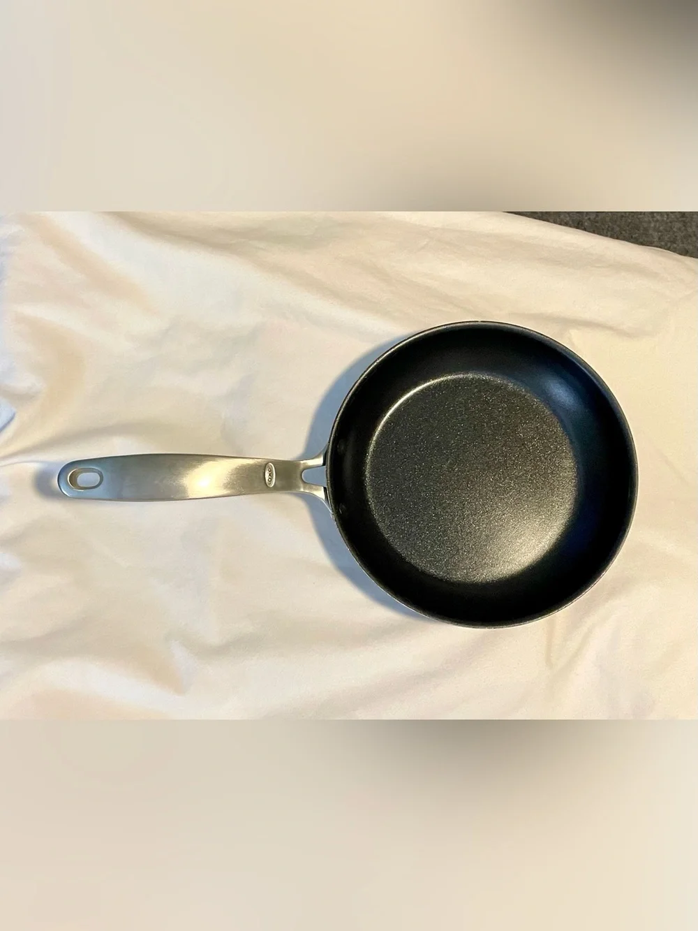OXO Steel Non-Stick Frying Pan - 8” - #3228 - Black/Silver - Dishwasher Safe